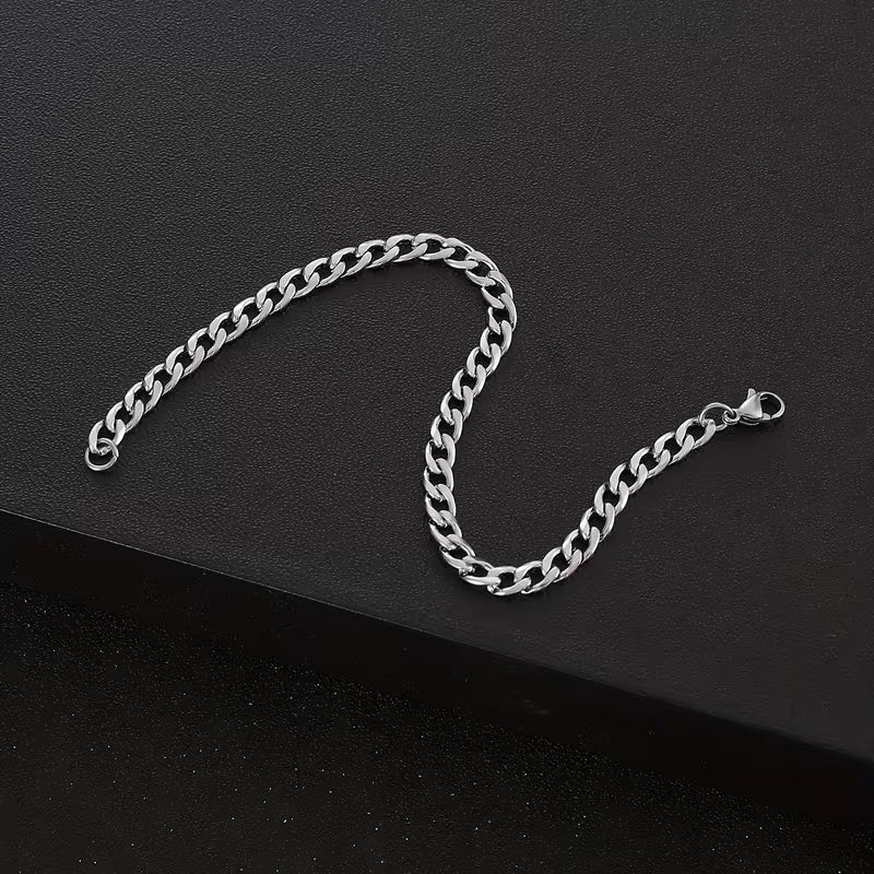 Classic Cuban Link Bracelet – Silver Tone